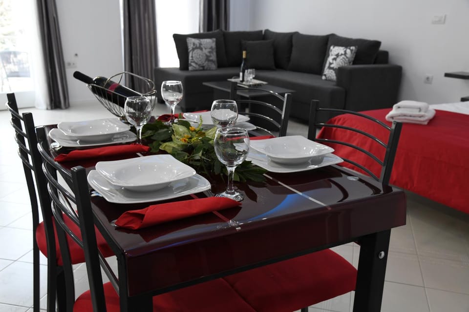 Decorative detail, Dining area