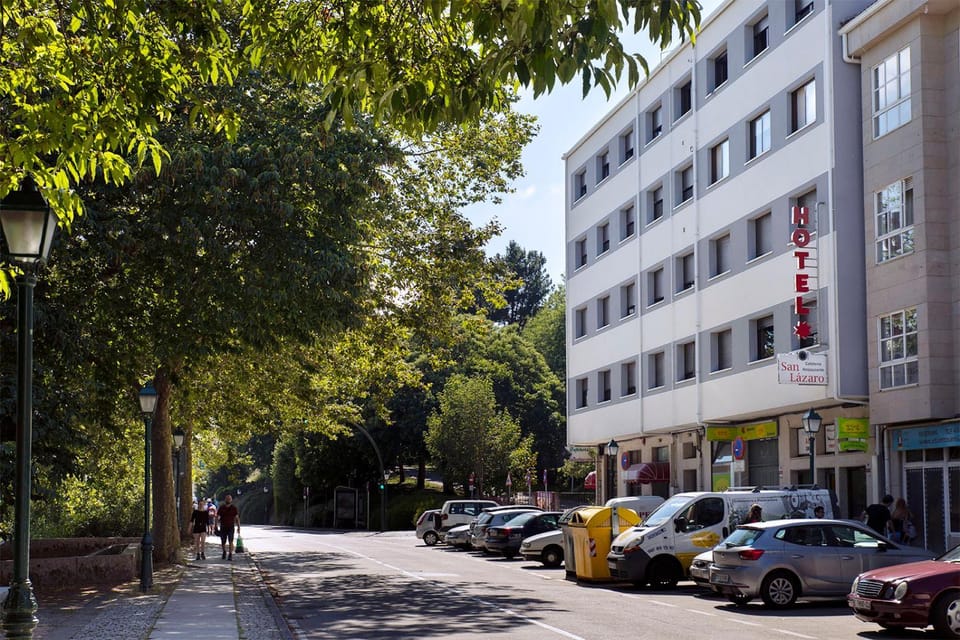 Property building, Facade/entrance, Day, Summer, On site, City view, Street view