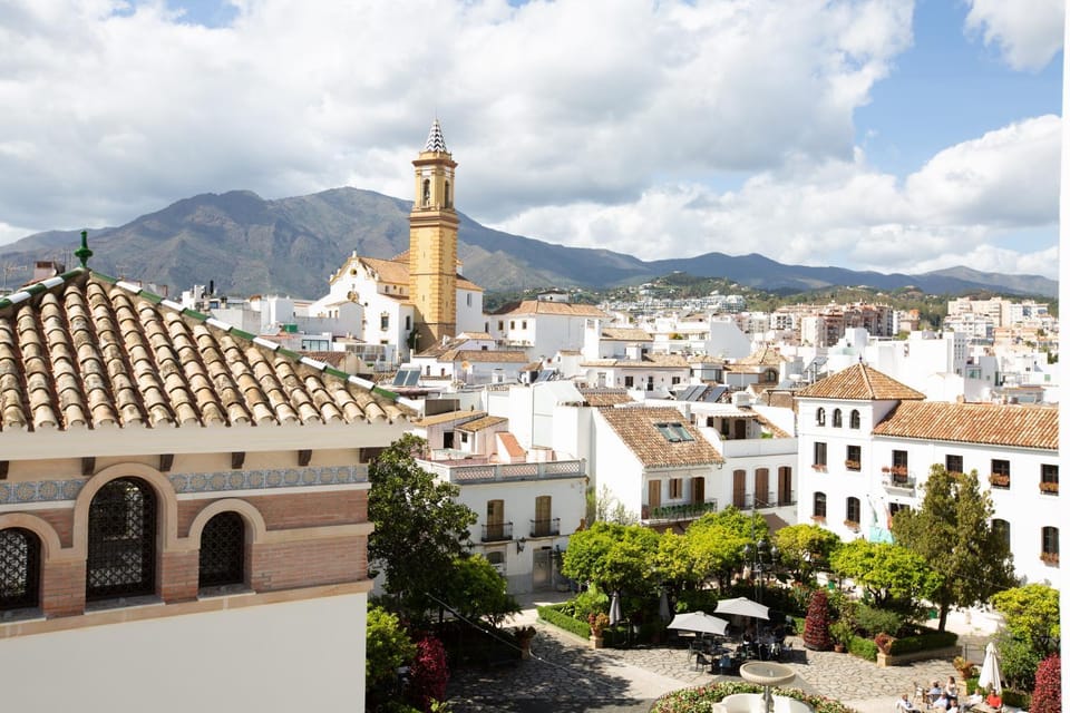 Nearby landmark, Natural landscape, Bird's eye view, City view, Landmark view, Mountain view, Street view, Location