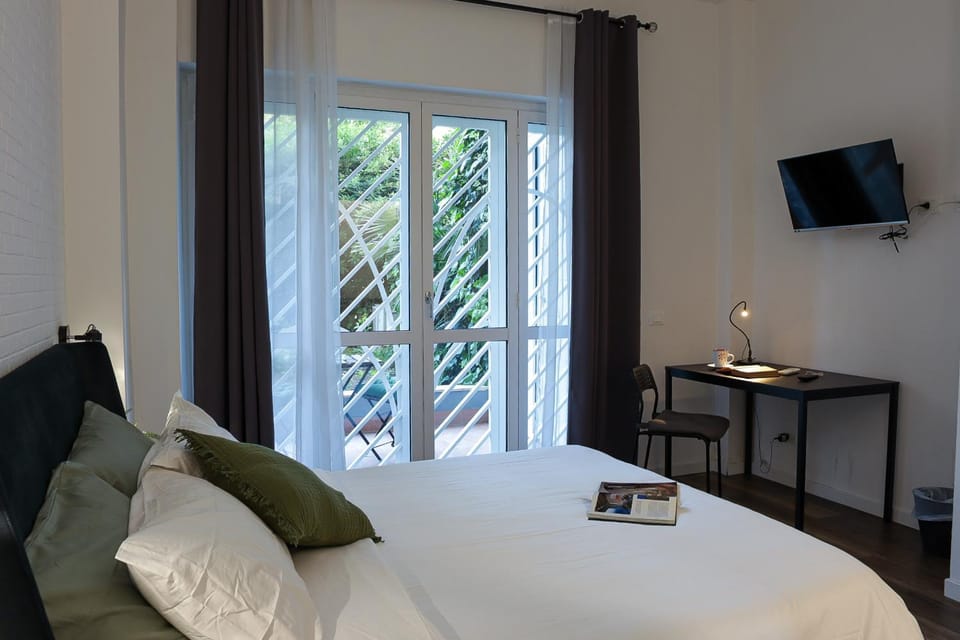 Garden Rooms by Casa Proto Bed and Breakfast in Rome