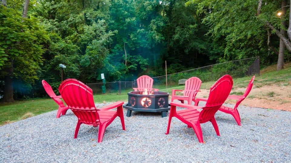 Day, Natural landscape, Area and facilities, fireplace