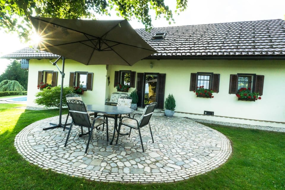 Patio, Balcony/Terrace