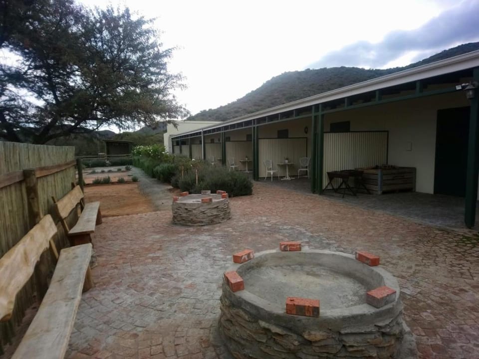 Property building, Patio, Day, Natural landscape, Mountain view