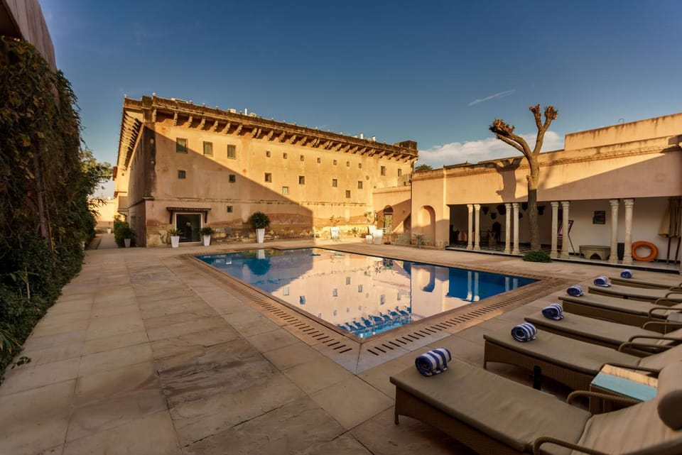 Swimming pool, Swimming pool