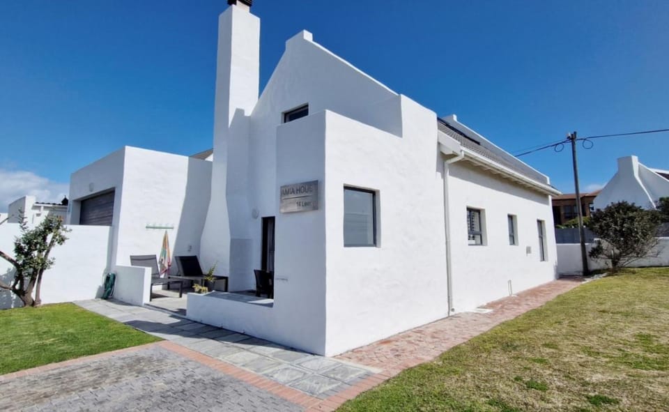 Amia House Struisbaai House in Western Cape