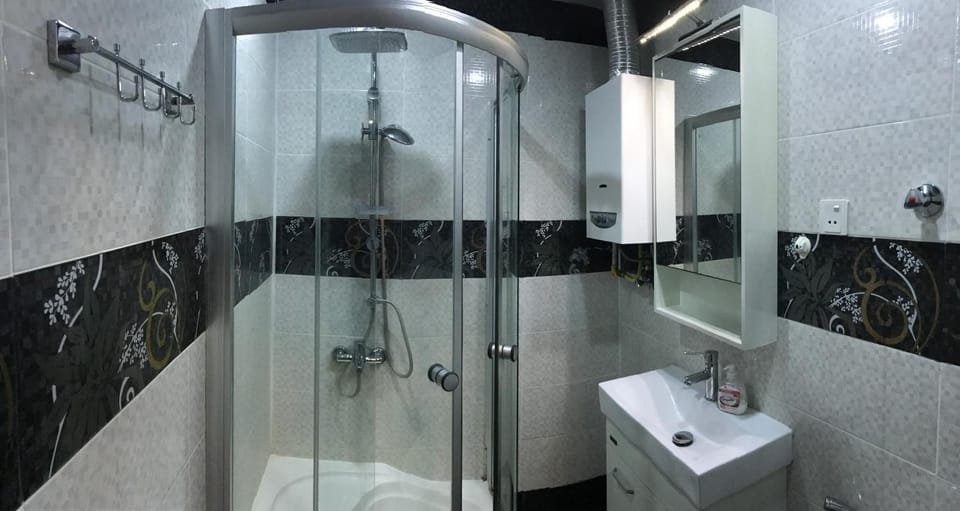 Nizami Fountains 2024 Apartment in Baku