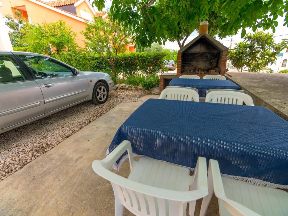 Property building, Patio, BBQ facilities