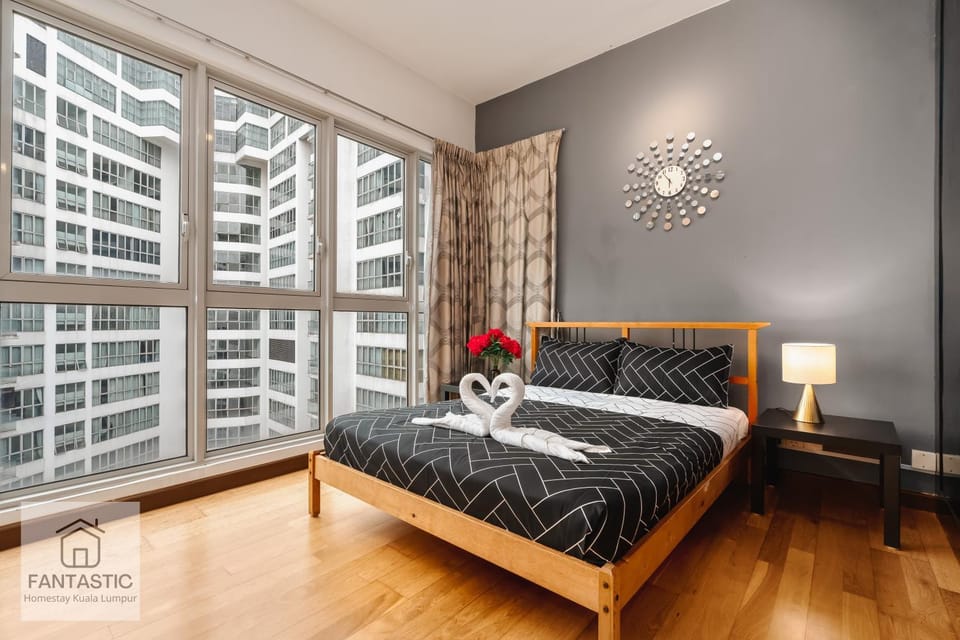 Regalia Residence at KLCC View Sky Pool by Fantastic Apartment in Federal Territory of Kuala Lumpur