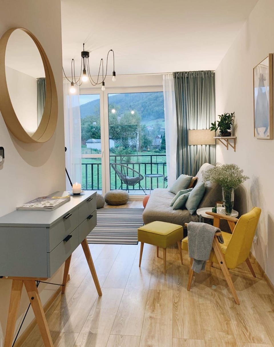 Balcony/Terrace, Living room, Seating area, Mountain view