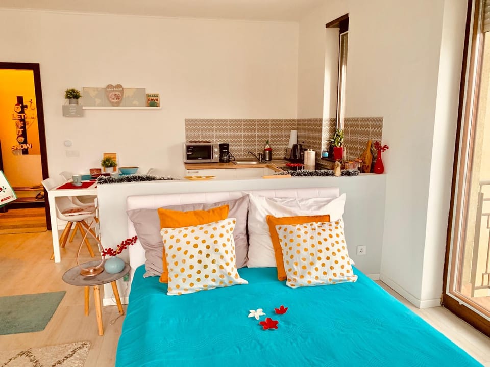 Sunny Deluxe Apt. & Terrace Apartment in Budapest