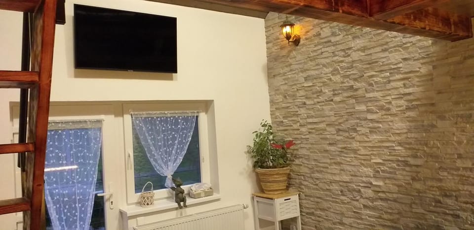 TV and multimedia, Seating area
