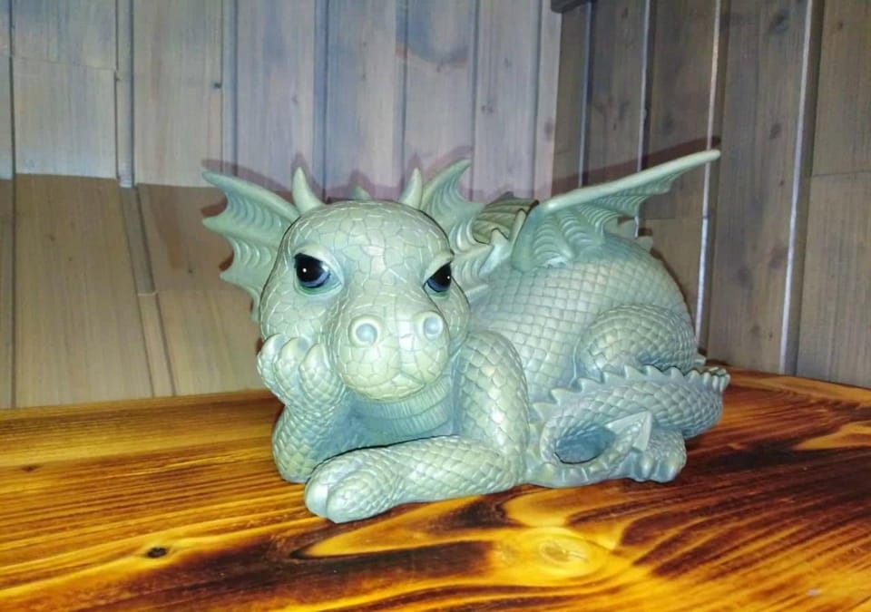 Decorative detail, Pets