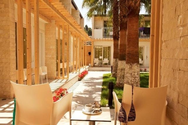 Property building, Balcony/Terrace