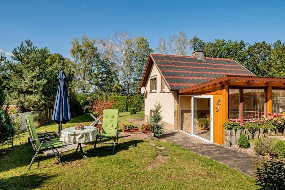 Property building, Garden