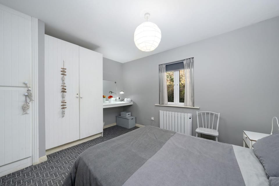 Bed, Bedroom, wardrobe