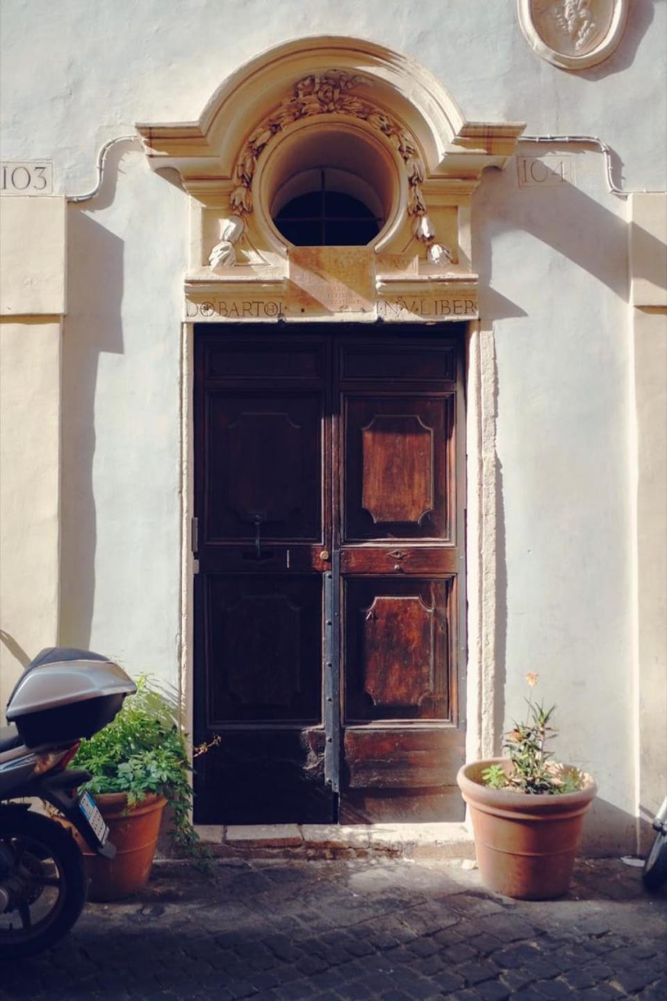Facade/entrance