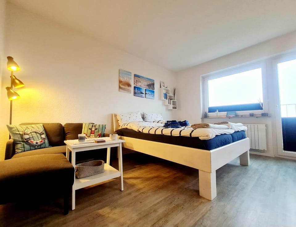 Seating area, Bedroom