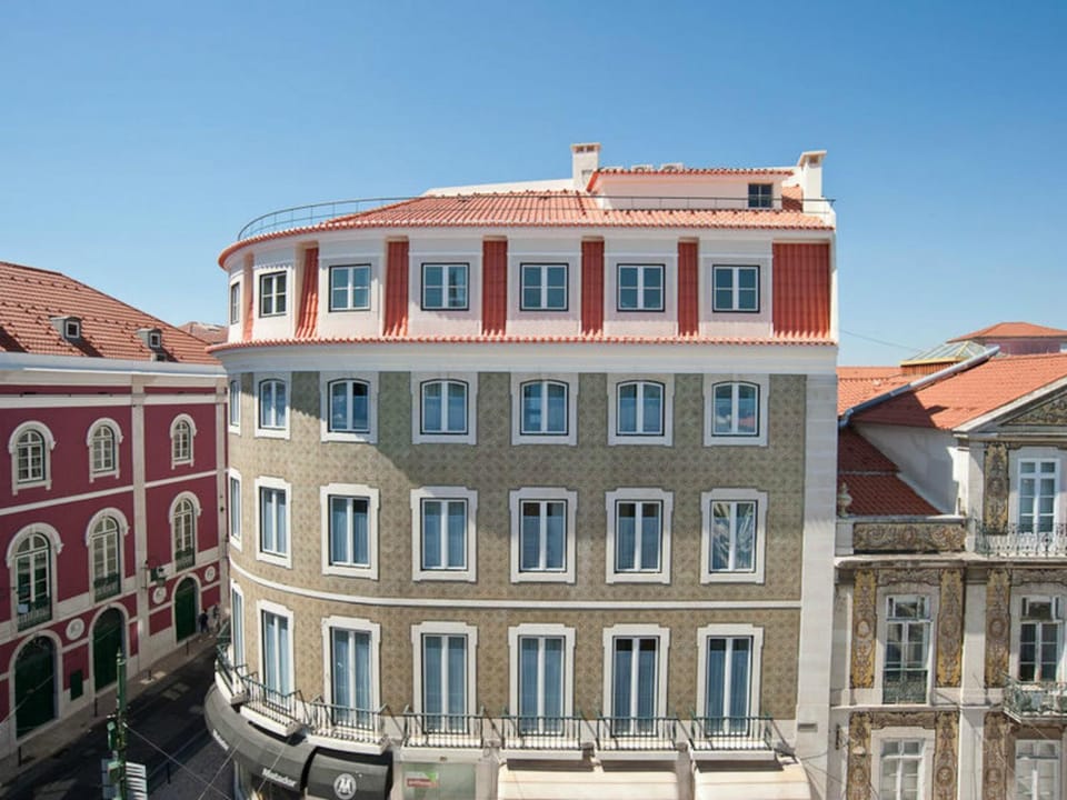 Facade/entrance, View (from property/room), View (from property/room)