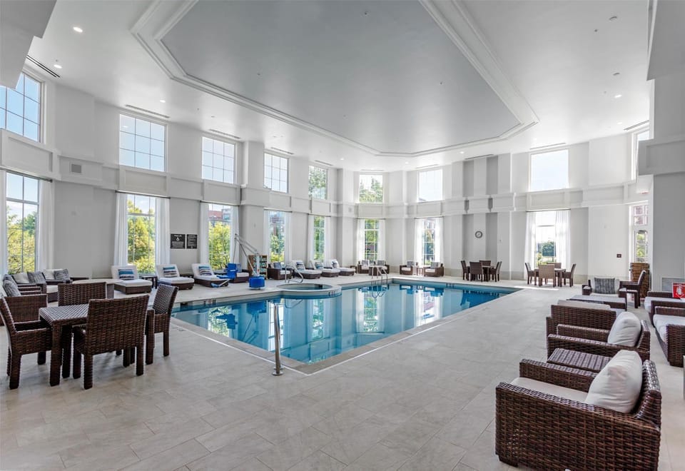 Pool view, Swimming pool