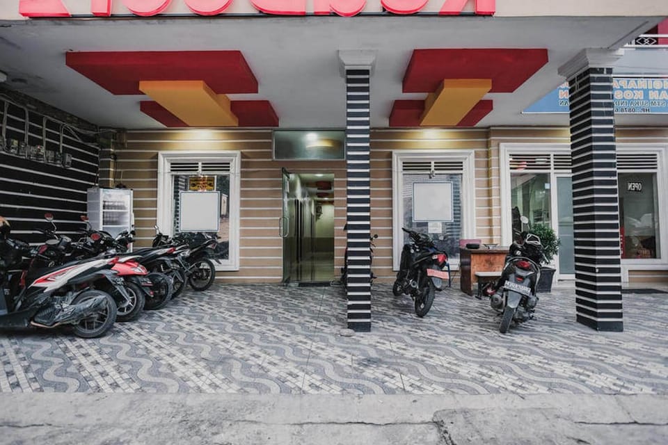 RedDoorz @ Jalan STM Medan Bed and Breakfast in Indonesia