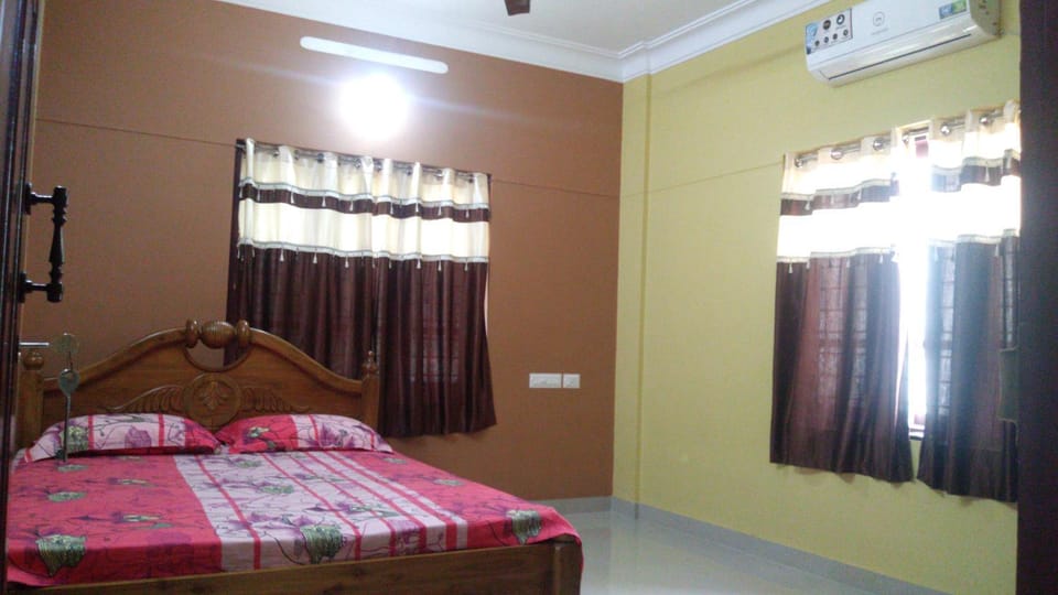 Sowparnika N.V Nagar Peroorkada House in Thiruvananthapuram