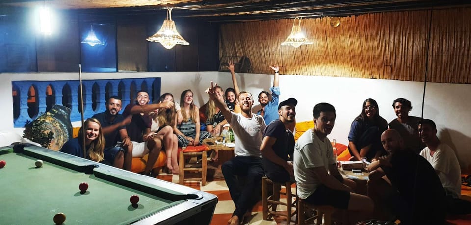 People, Billiard