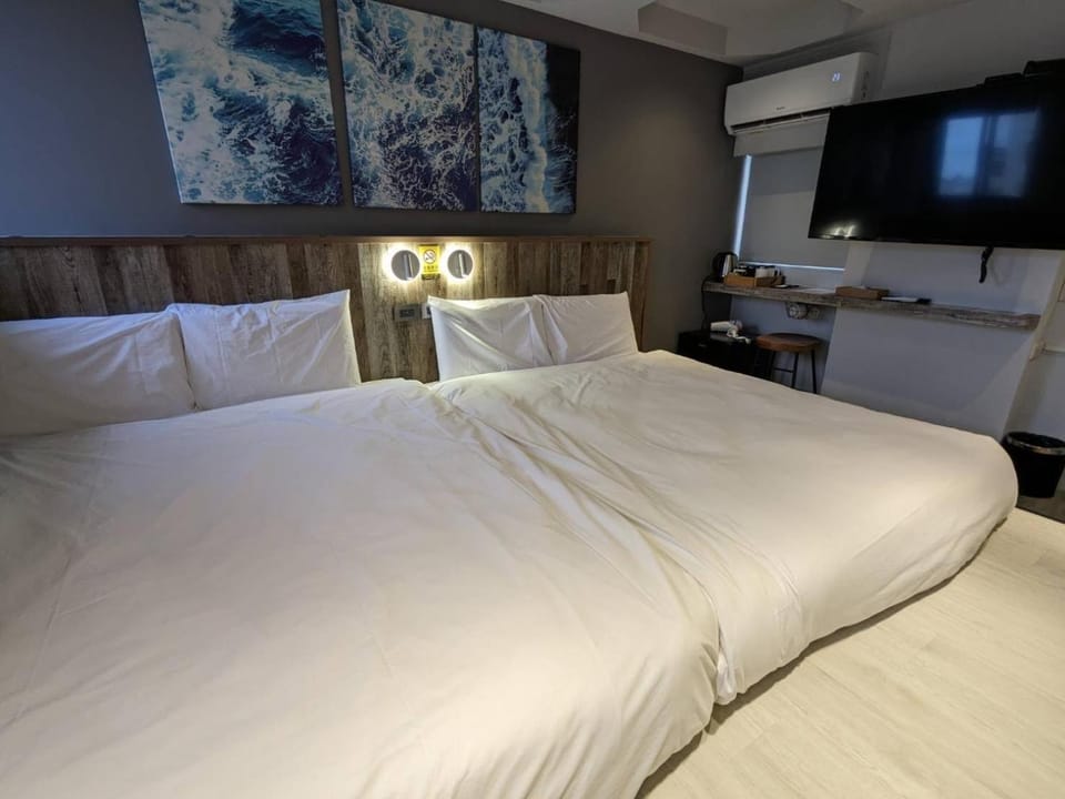 亞馨文旅 近東大門夜市 有免費停車場 可自助入住 訂房請加官方Line Hotel in Taiwan, Province of China
