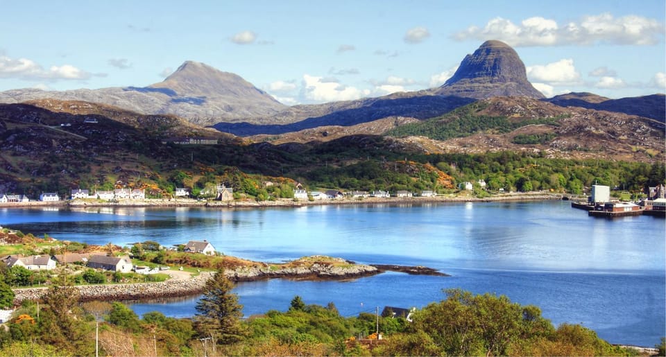 Nearby landmark, Natural landscape, On site, Landmark view, Mountain view, Sea view