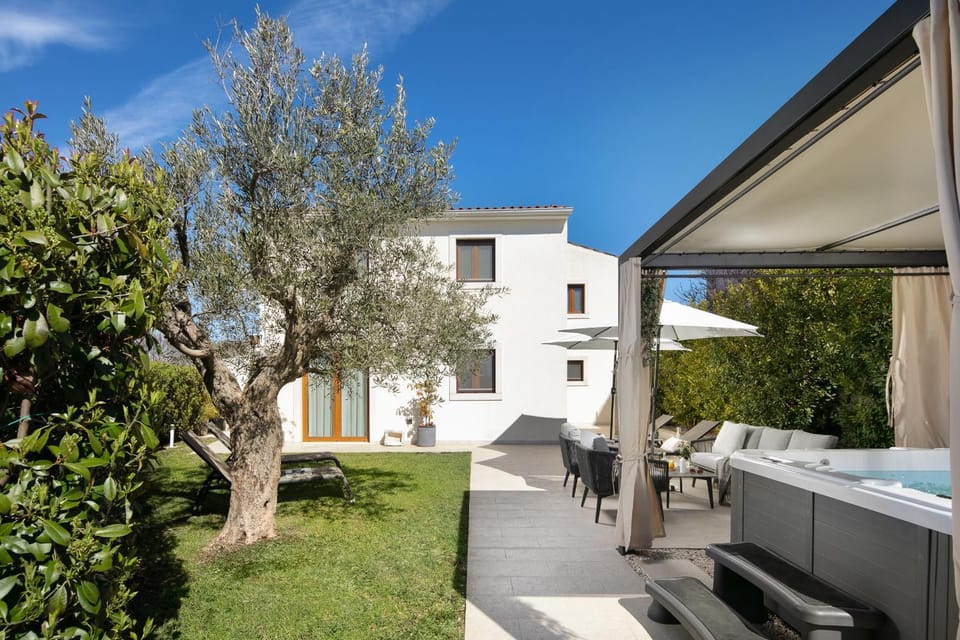 Property building, Hot Tub, Seating area, Garden view