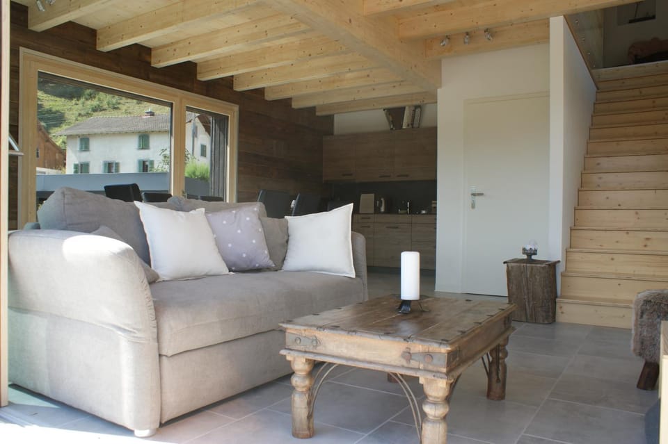 Seating area, Communal kitchen