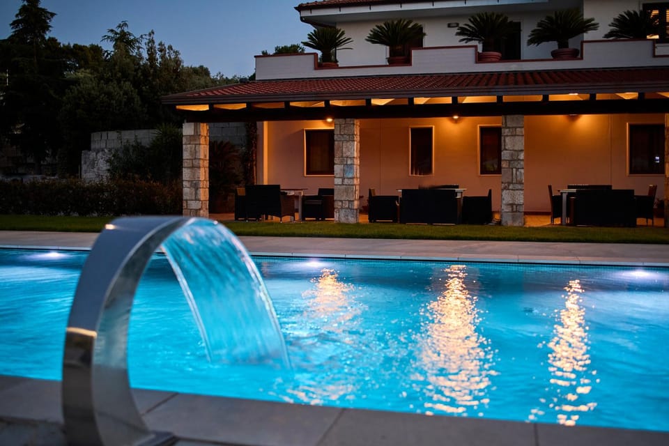 Pool view, Swimming pool