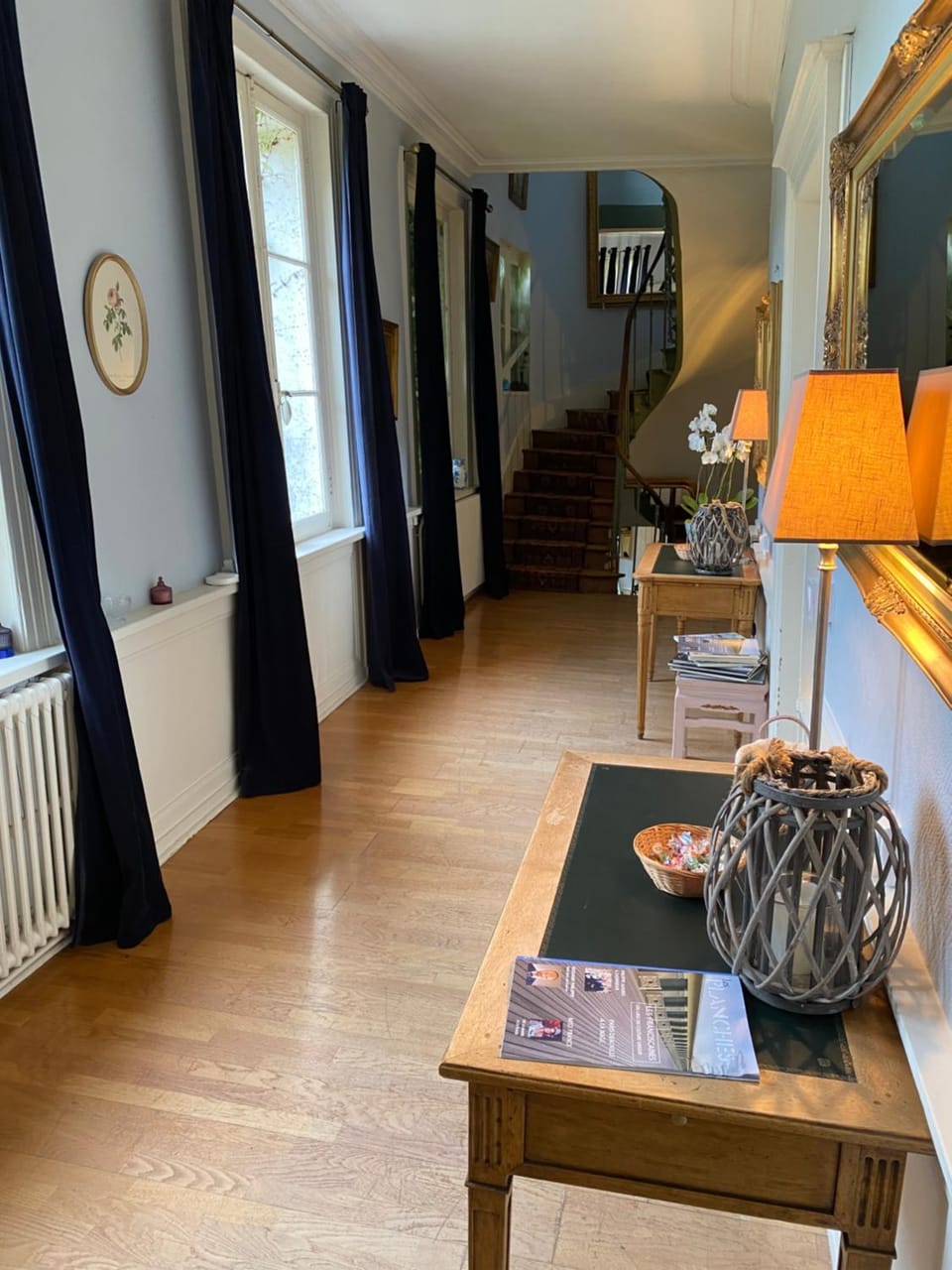 Chambres d'hotes Autour de la Rose Bed and Breakfast in Honfleur