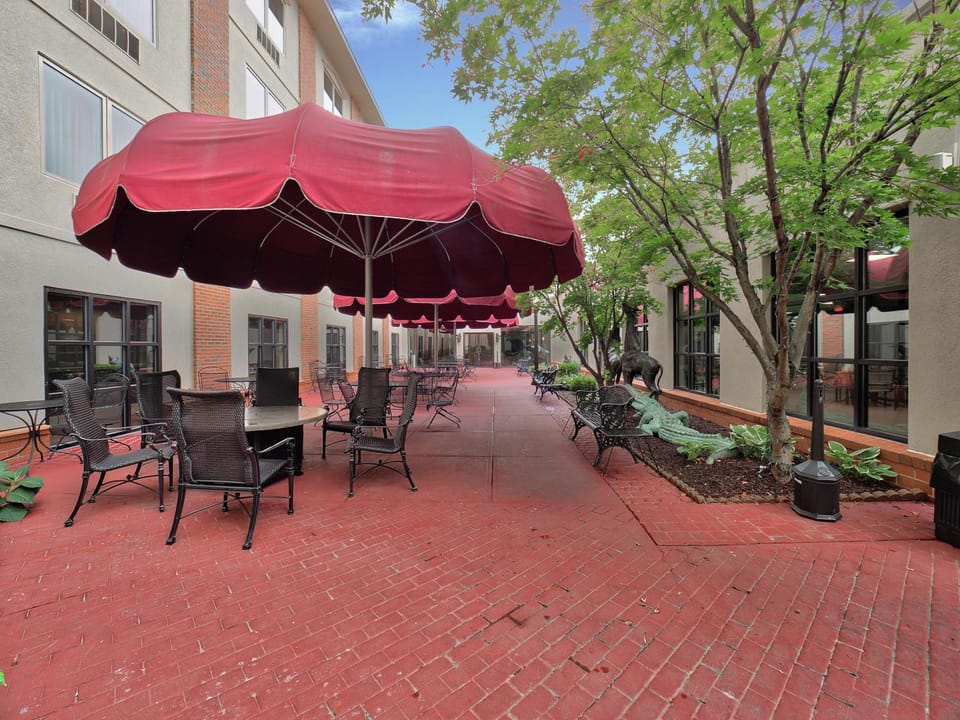 Inner courtyard view