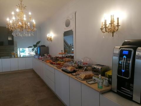 Food and drinks, Food, Breakfast, Buffet breakfast