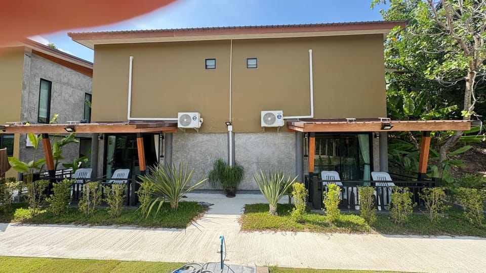 Serene Lanta Resort Hotel in Krabi Changwat