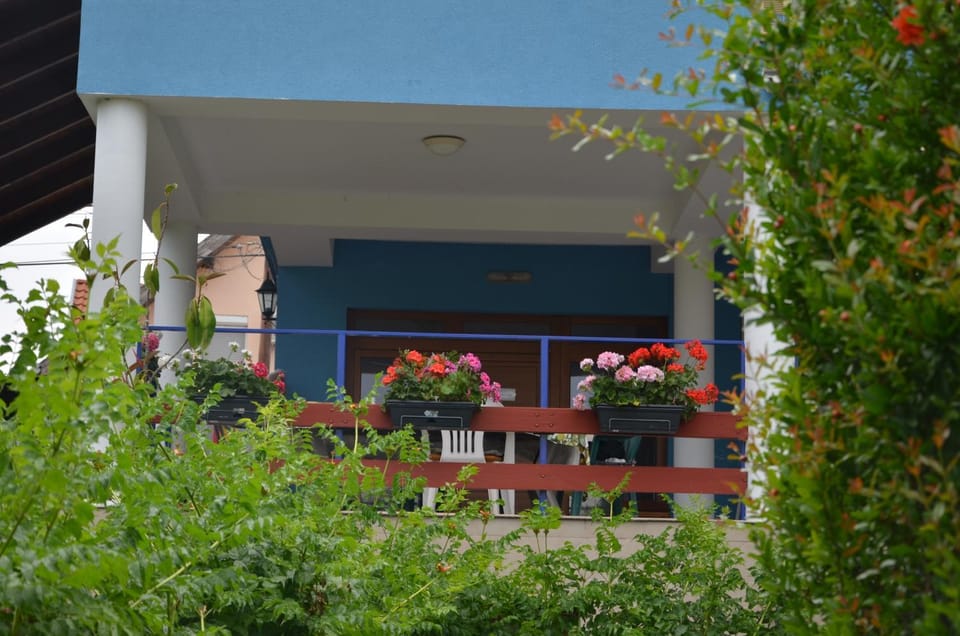 Miklós FKK Naturist Apartment in Budapest