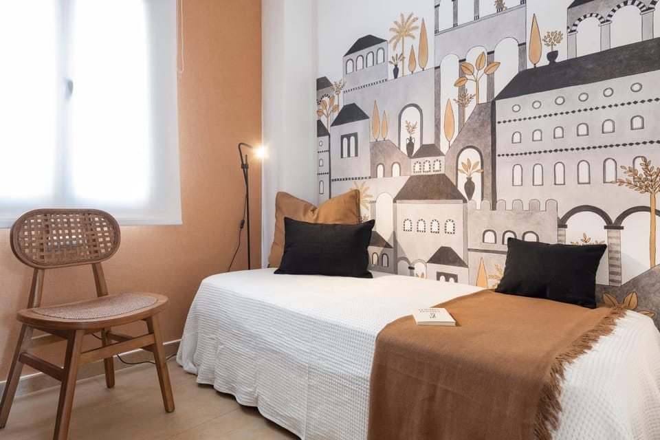 Bed, Photo of the whole room, Bedroom