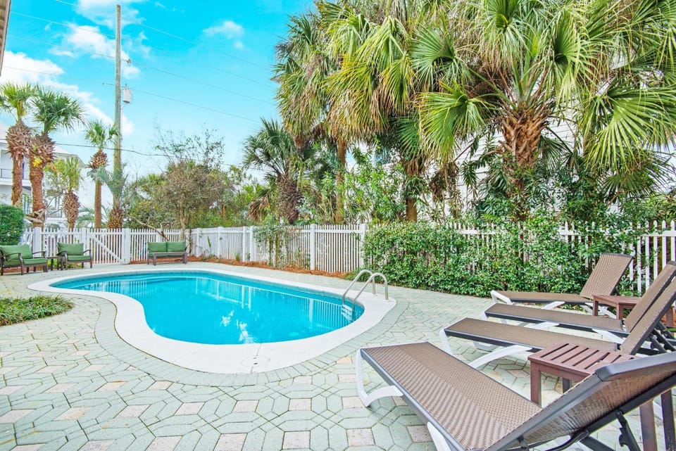 Kiwi Grove House in Seagrove Beach