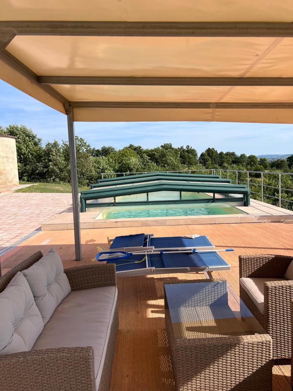Swimming pool