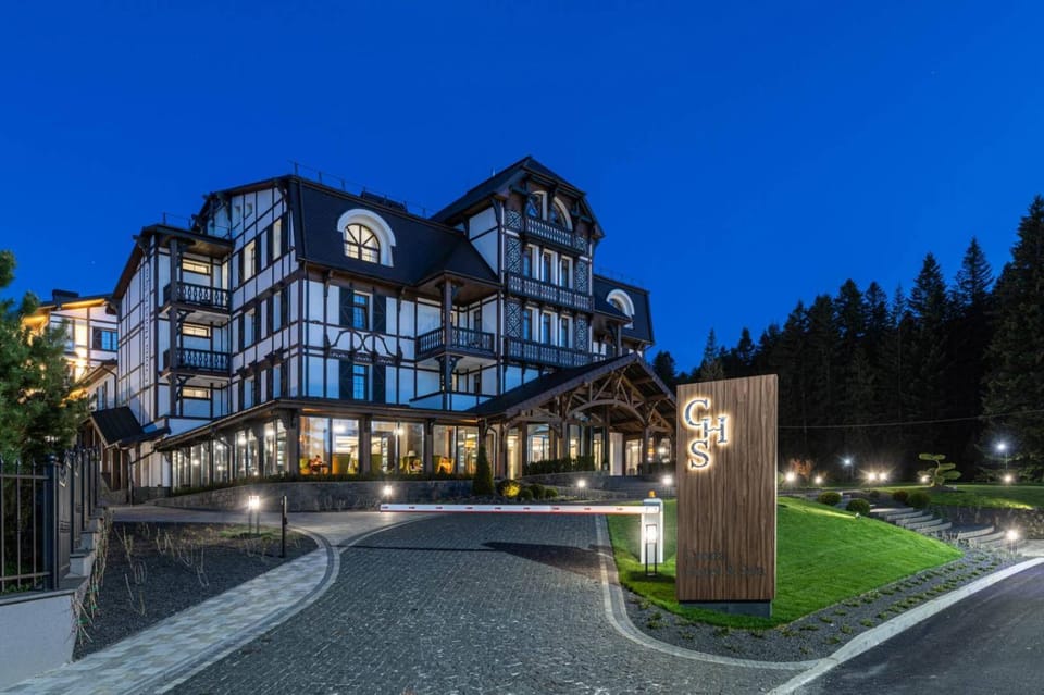 Property building, Night, Garden view