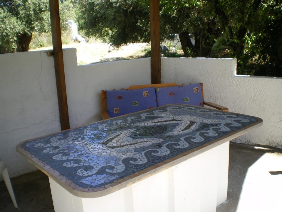 Patio, Internal: Not applicable to any particular room