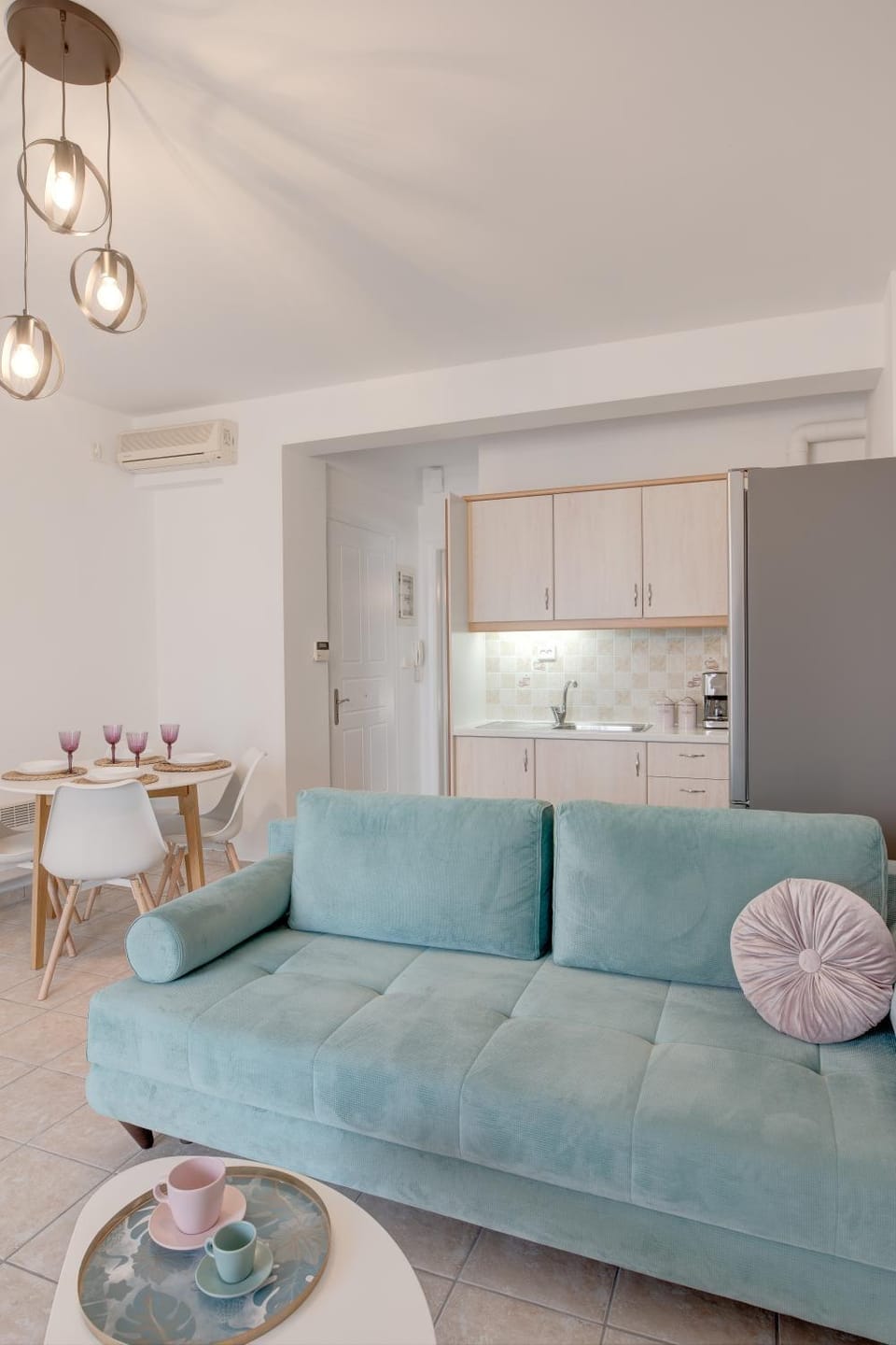 Kitchen or kitchenette, Living room, Dining area