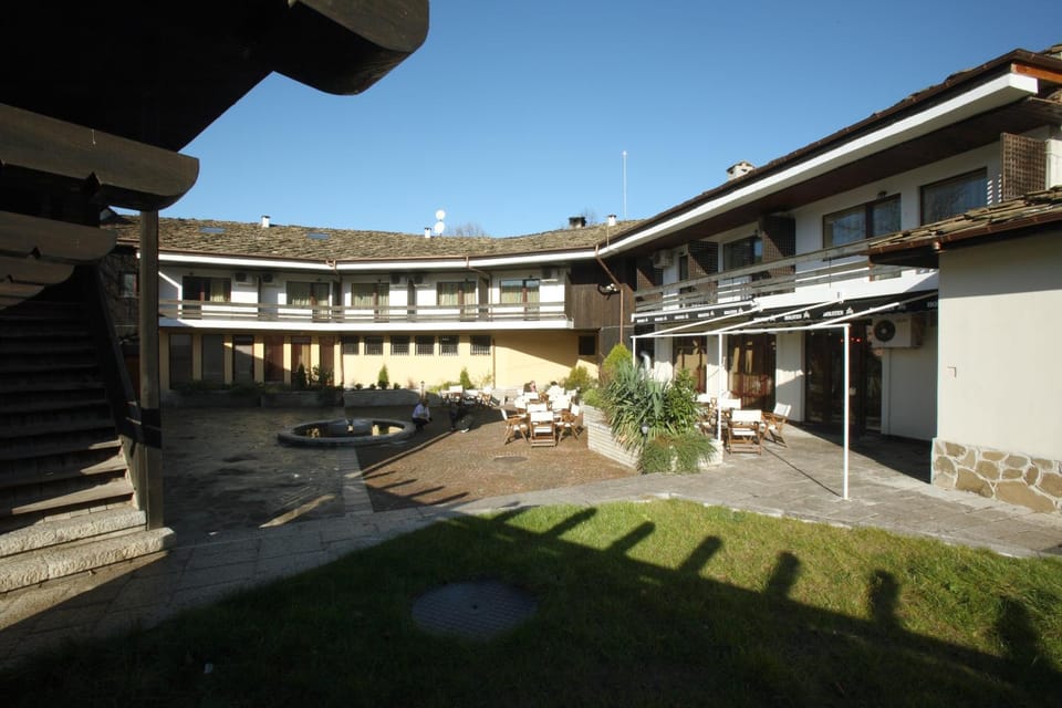 Property building, Day