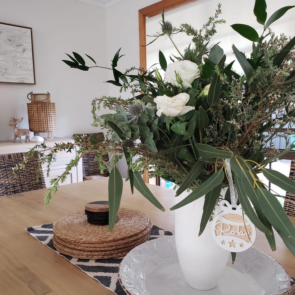 Relax on Ryan Robe - 100m to Beach, Cafes and Town House in Robe