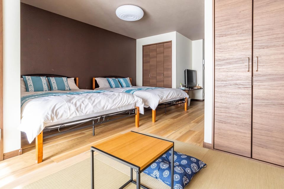 Living room, Dining area, Bedroom
