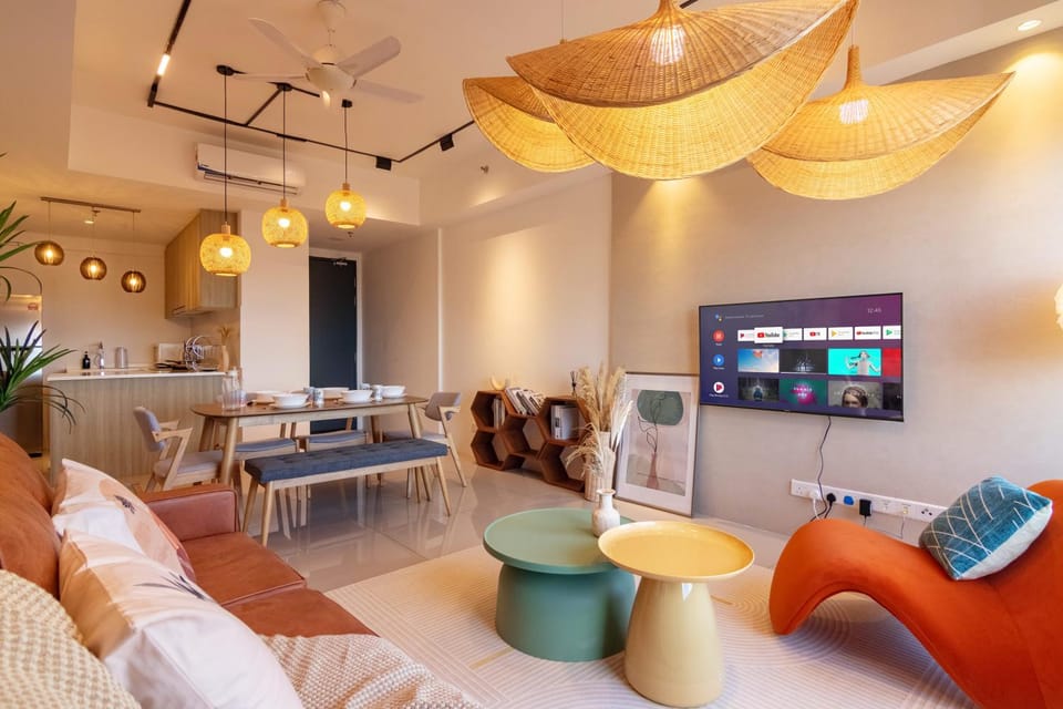 TV and multimedia, Kitchen or kitchenette, Living room, Seating area, Dining area, air conditioner