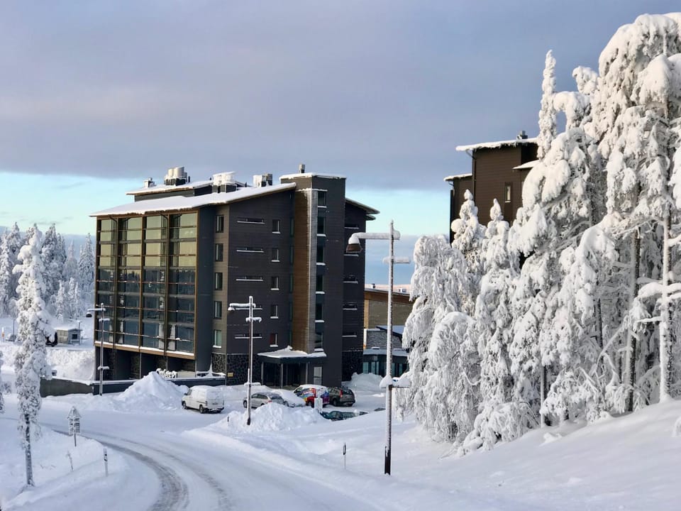 Property building, Neighbourhood, Winter