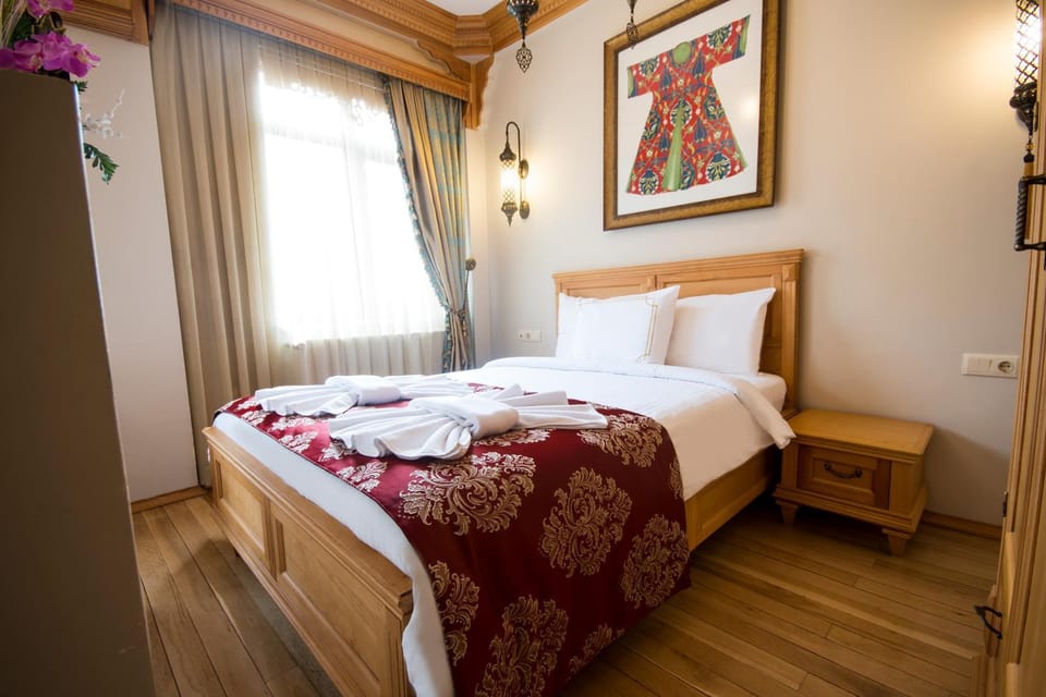 Decorative detail, Bedroom, bunk bed
