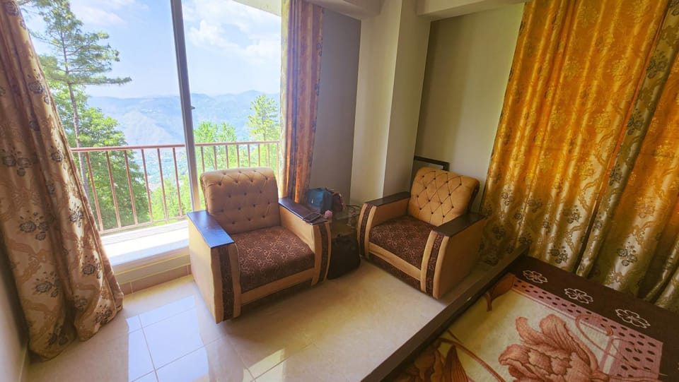 Aqua Apartment Murree Bed and Breakfast in Punjab