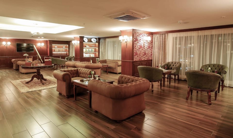 Lounge or bar, Seating area